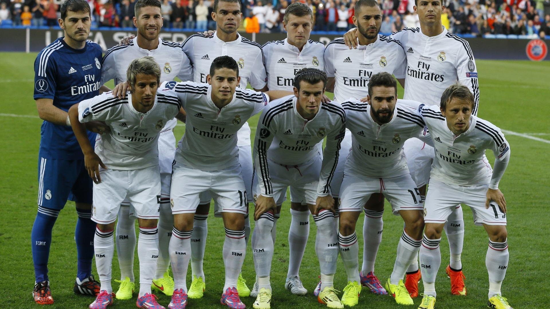 雄鹿队锋线奏效,逆转终结客场连败,雄鹿队战术解析